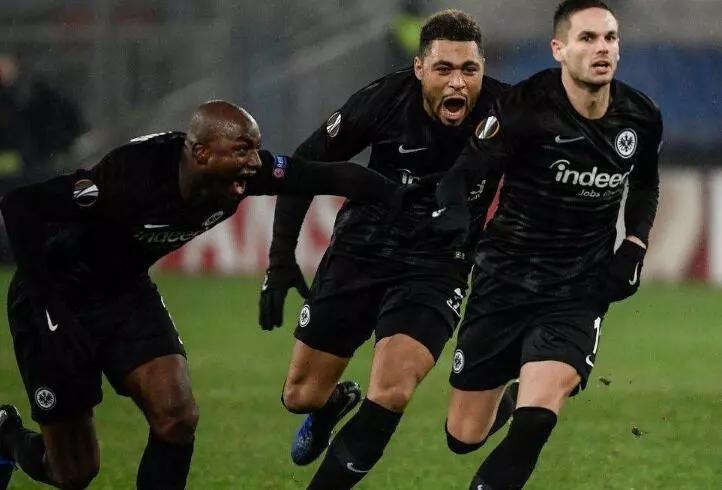  德甲保级大战柏林赫塔惊险续命成功  