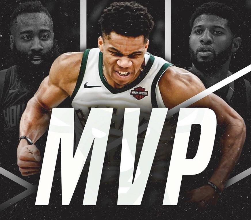  字母哥荣膺本赛季常规赛MVP称号  